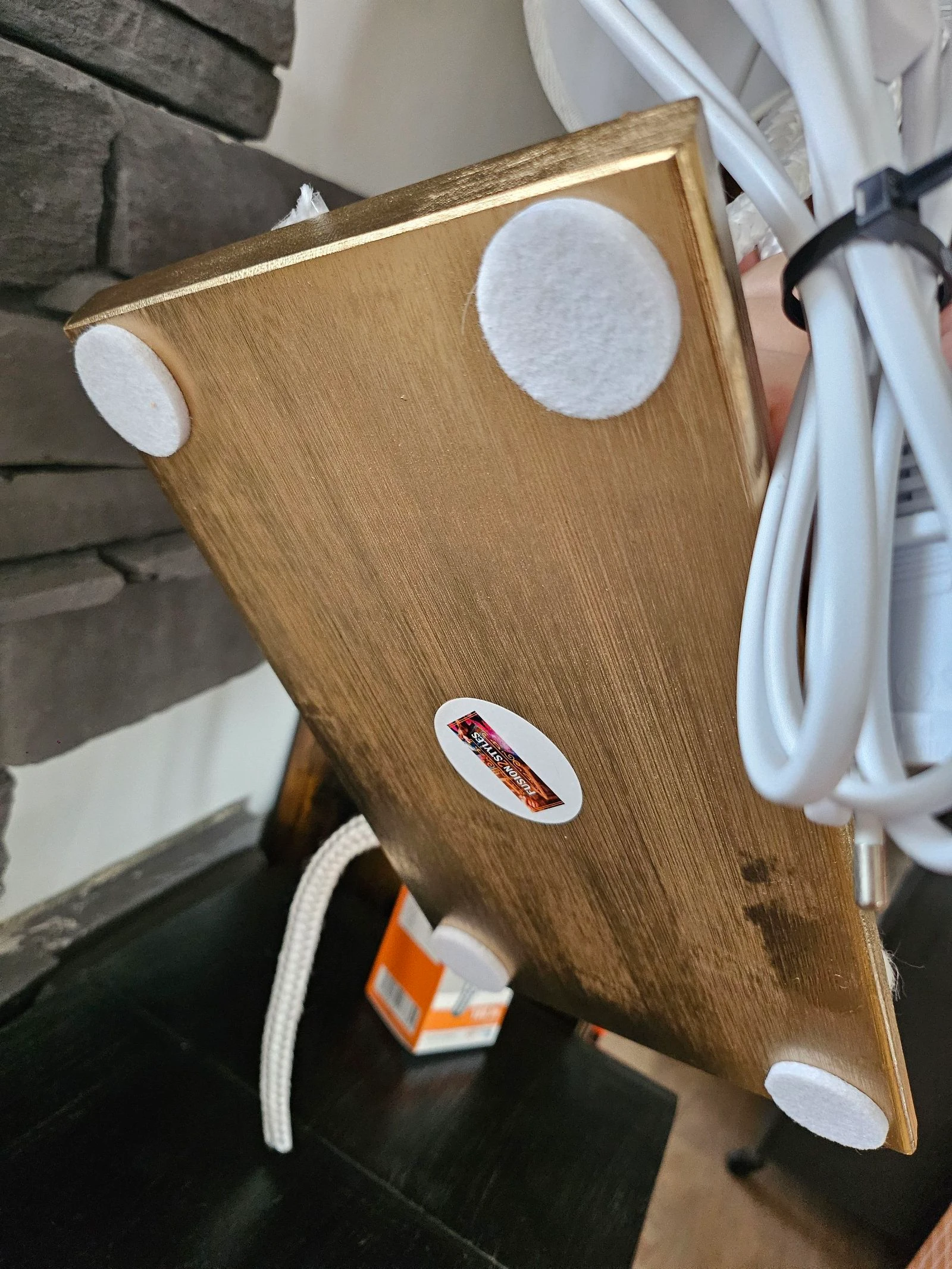Lampe modèle unique  – photo 19